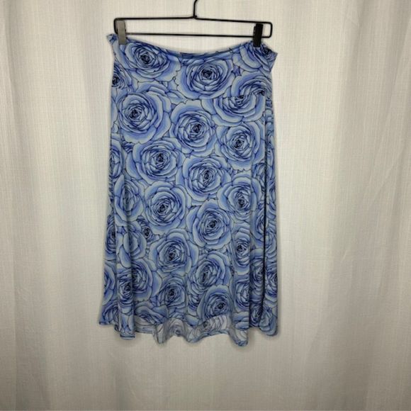 LuLaRoe Dresses & Skirts - Lularoe Blue‎ Floral Pull On Skirt